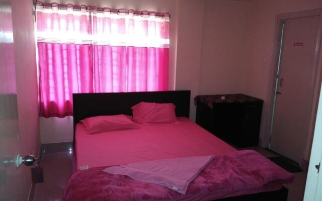 The Salvation Army Red  Shield Guest House - Hostel