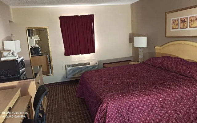 Knights Inn Tell City