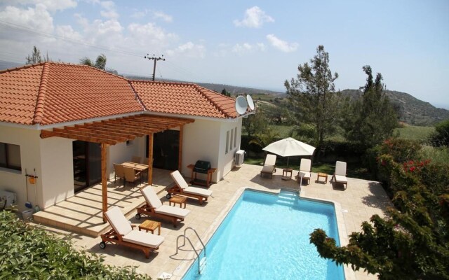 Eve Pissouri Soultanina Villa