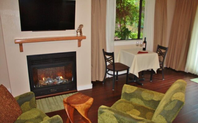 The Inn at Shasta Lake