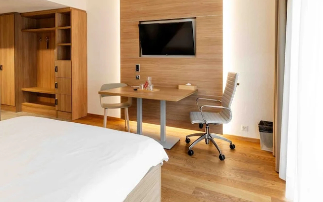 Los Lorentes Residences
