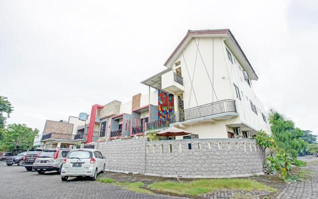 OYO 90801 Deanofaa Residence Syariah