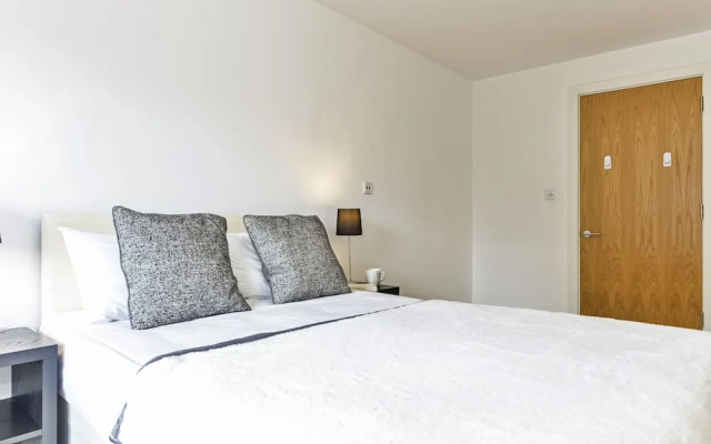 Tower Bridge City Apartments