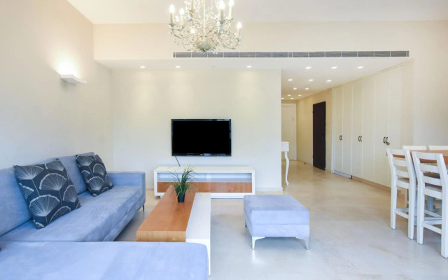 Spacious 2BR in Ben Gurion blvd by HolyGuest