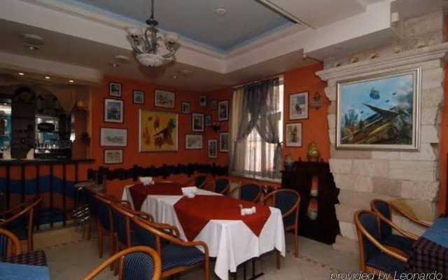 Mesogios Hotel