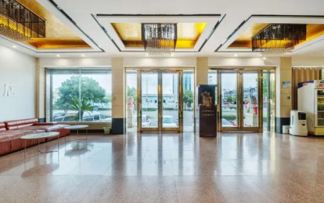 Feidong Genyuan Hotel (Feidong High-speed Railway Station)