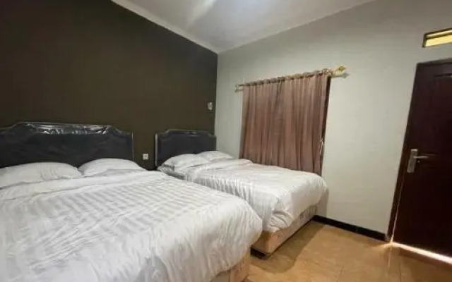 Villa Kampoeng By RedDoorz