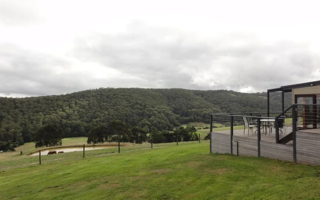 King Parrot Cottages