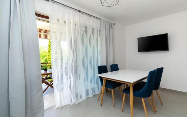 Apartments Špadići