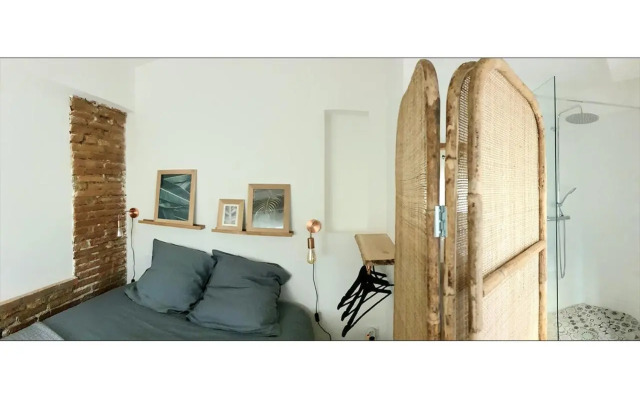 Studio Charmant-Confort-Hypercentre-Metro-Wifi