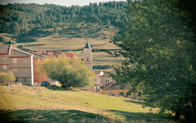 Apartment With 2 Bedrooms in Guadalaviar, With Wonderful Mountain View