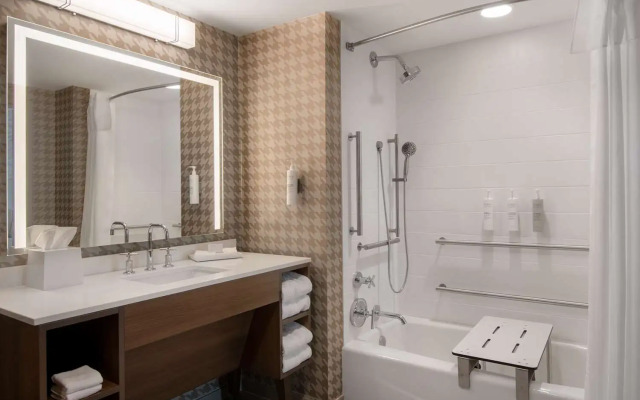 Home2 Suites By Hilton Jacksonville Downtown