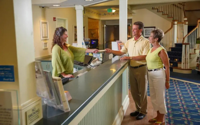 Essenhaus Inn & Conference Center