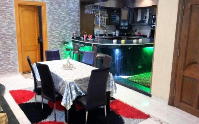City Square Apartment - Gate 2 - Amazing Sea View