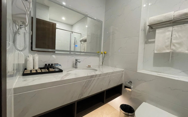 Escale International Hotel