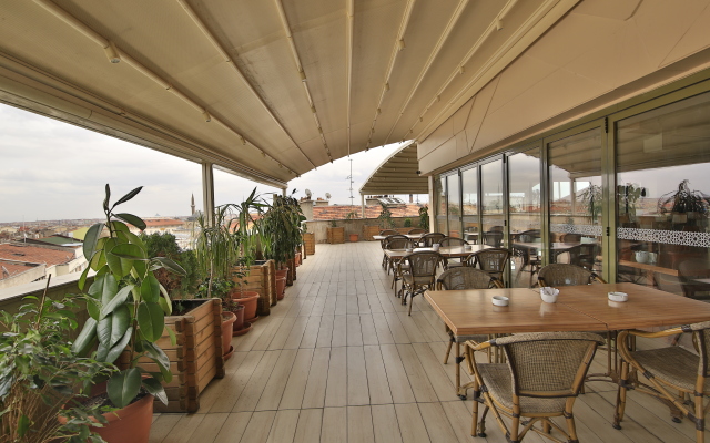 Selcuk Hotel