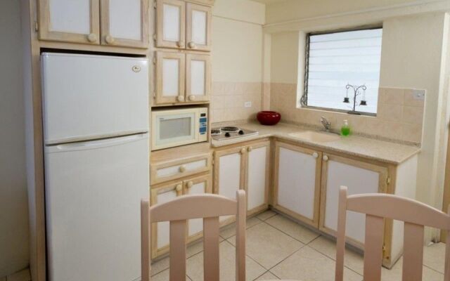 Melrose Beach Apartment Inc