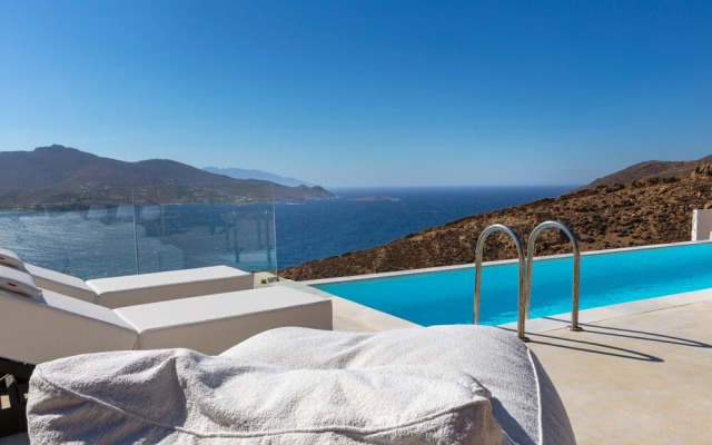 Amaze Mykonos Luxury Seaview Retreat