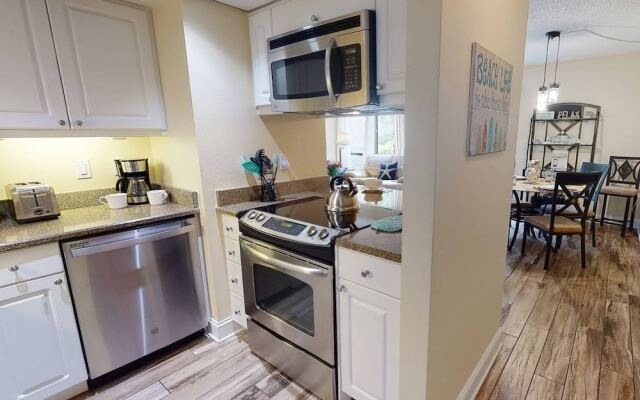 Bay Oaks C Ground Floor