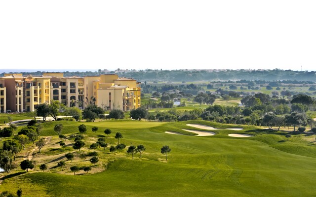 The Residences at Victoria	