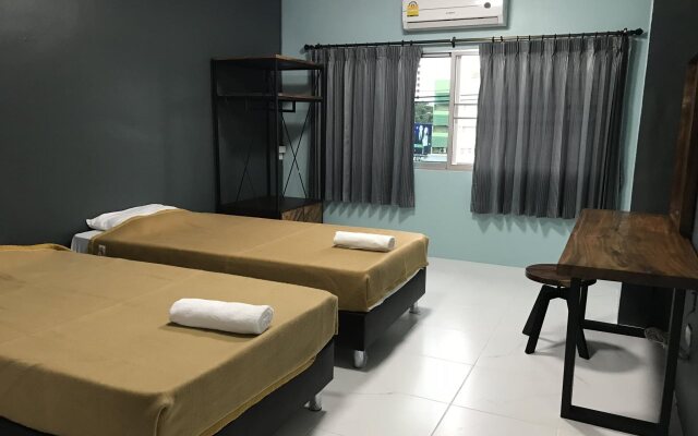 Nimman Expat Home