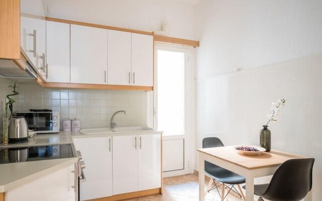 Modern Design Apartment Near Acropolis 2