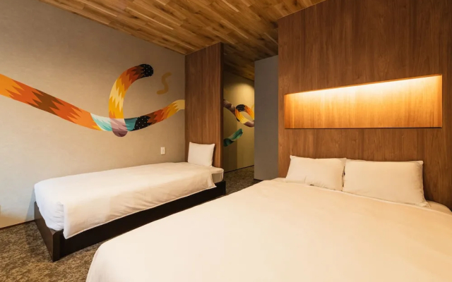 Grand Base Shianbashi