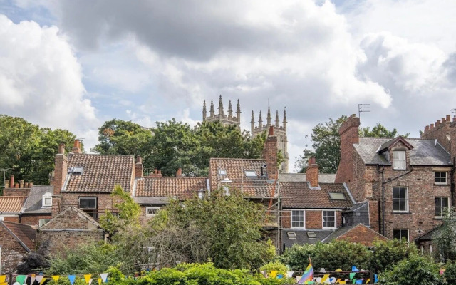The Quadrant - The Ruskin Suite