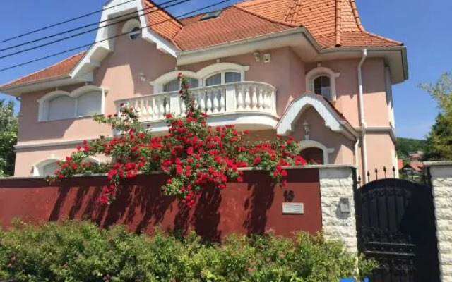 Meszko Park House Budapest
