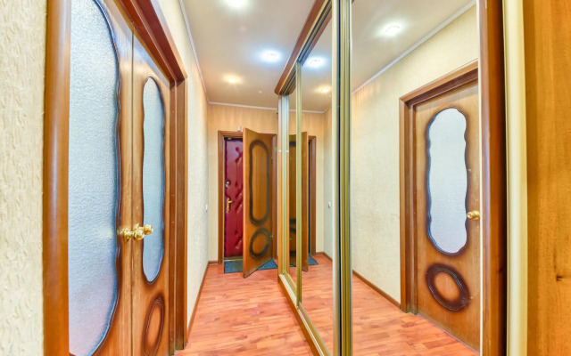Yacht Apart (Yacht Apart) on Belaya Dacha street 20