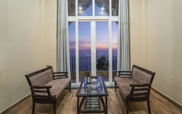 La Belle Vue by Dumnu Homes