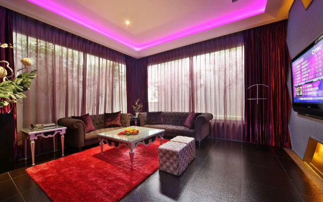 Han Guan Motel
