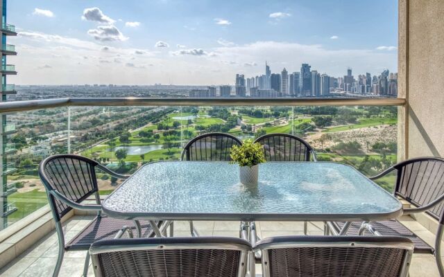 Stunning Apt With Amazing Golf Course Views, Fits 6