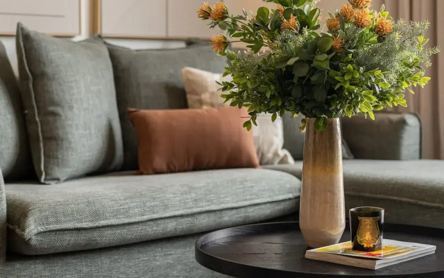 Sant Pau Balcony Trendy 2BR Near Avinguda Gaudí