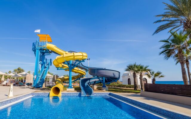 Adams Beach Hotel & Spa