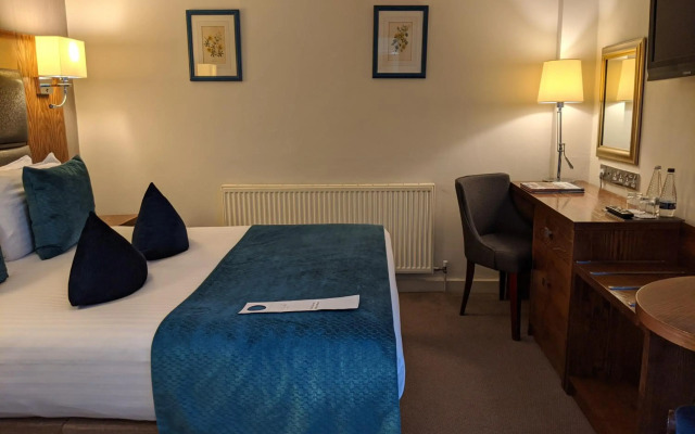 Cotswold Lodge Hotel