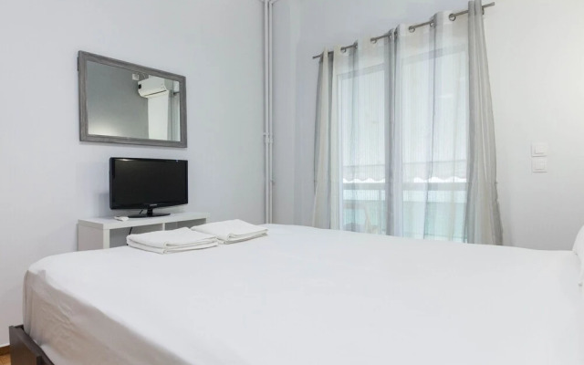Modern Cozy 1 Bd Piraeus Perfection Apt