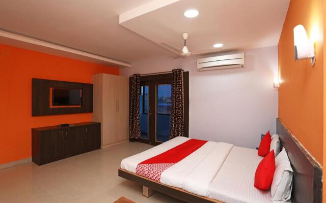 OYO Flagship 80498 Govindam