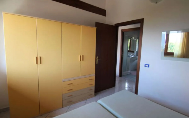 Residenza Agrifoglio 22611
