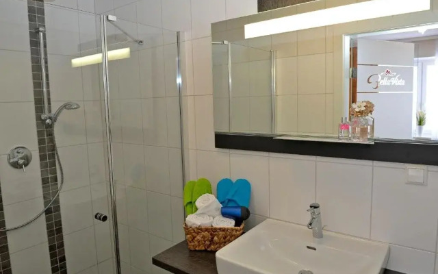 Zur Schmiede - Stocker Appartements