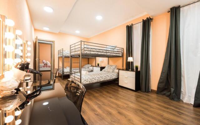 Grand Apartment La Latina