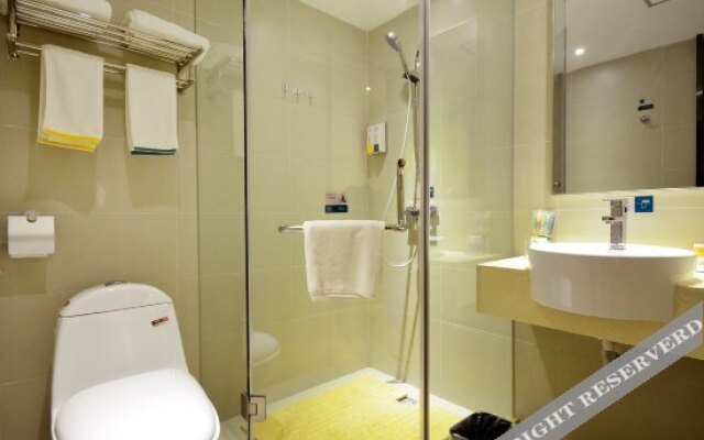 Jinhong Business Hotel