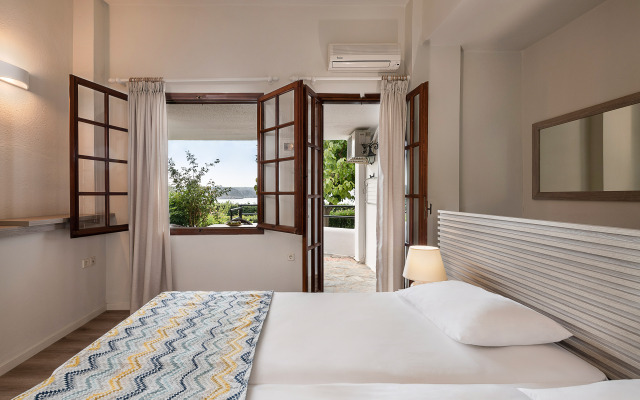 Alianthos Suites