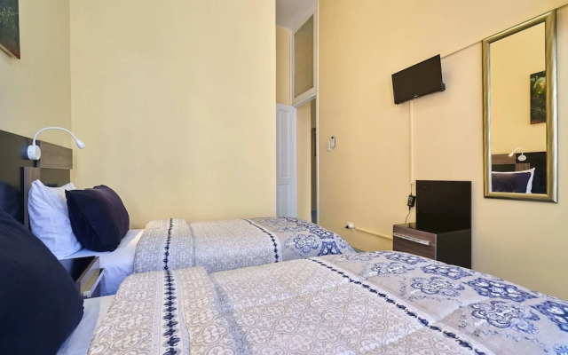 Hostal Factoría Habana