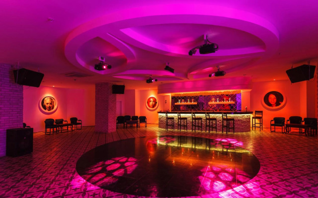 Galeri Resort Hotel