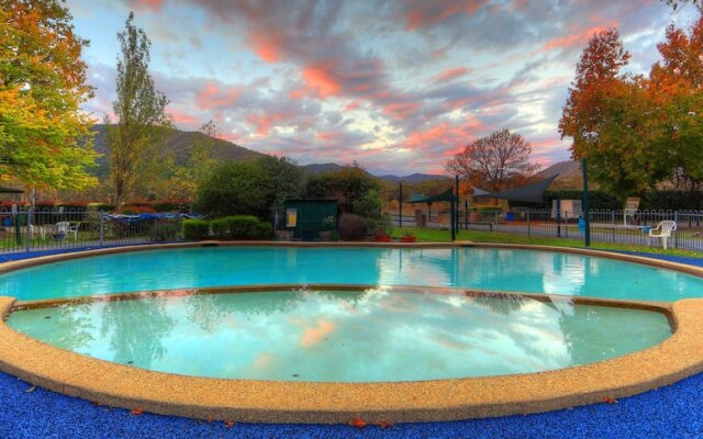 Bright Accommodation Park