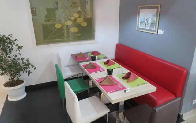 Ibis Oran Les Falaises