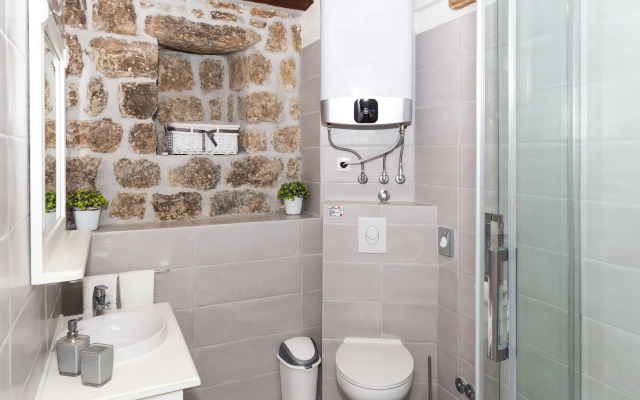 Apartment Ana Old Town