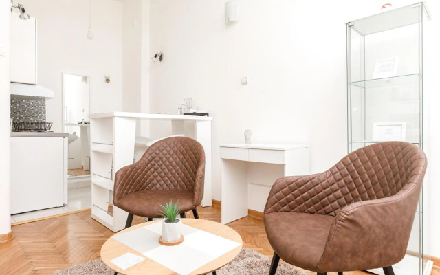 1st Belgrade Apartment