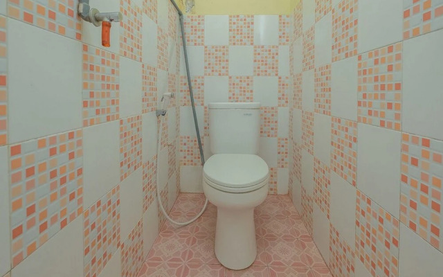 RedDoorz Syariah Near Taman Murjani 2